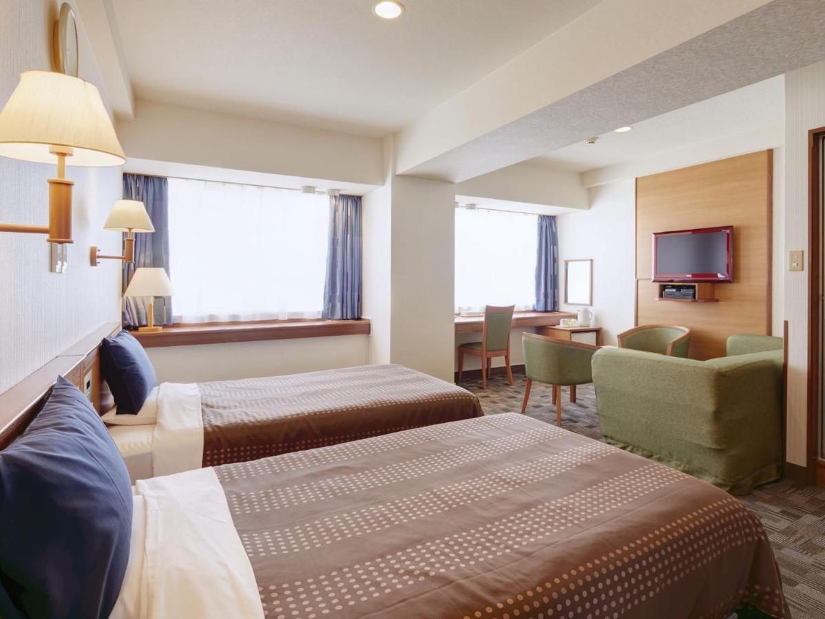 Hotel Roco Inn Okinawa Naha Buitenkant foto